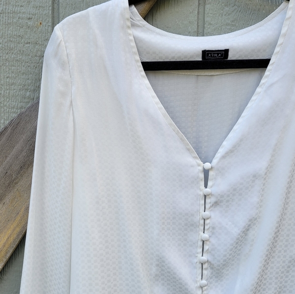 LIRA Blouse - Picture 4 of 8